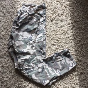 Stretchy camo pants. Button fly.